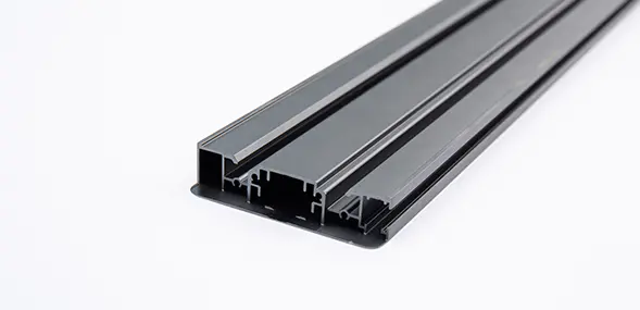 Profile aluminiowe z gniazdem